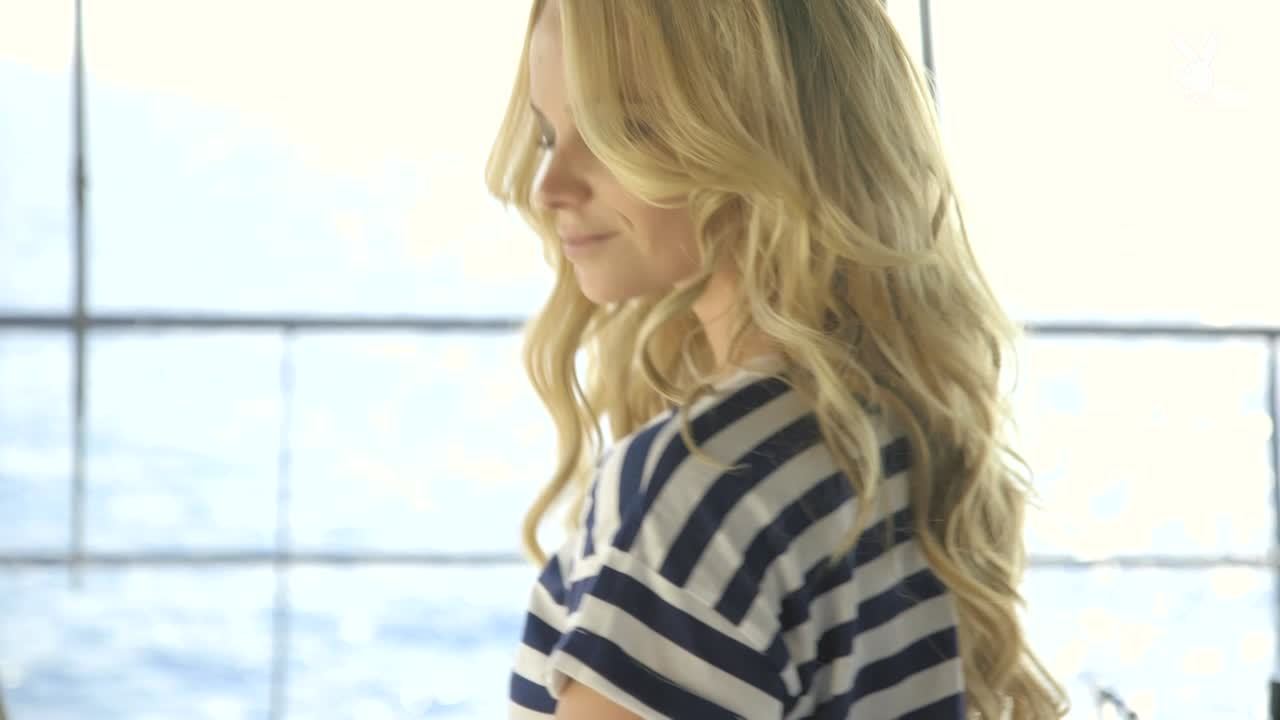 Nicole Einzel