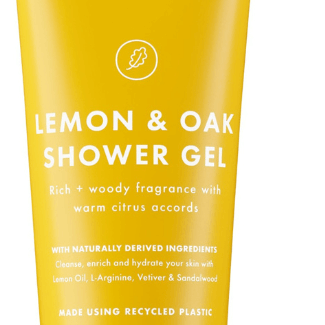Perfekt für die Hautpflege nach dem Sport: „Lemon & Oak Shower Gel“ von Mancave